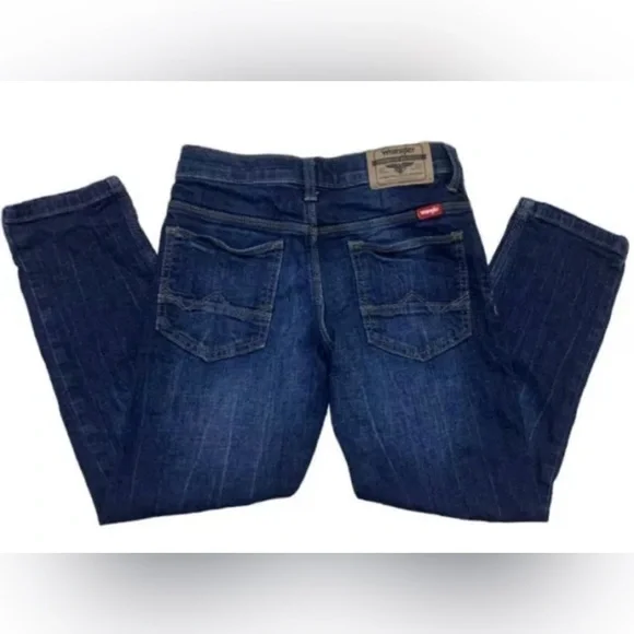 BUNDLE boy's clothing, 8-10, 3 pieces, Pants, Shirt and shoes - Picture 5 of 6